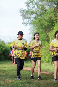 BIB: 0930, 933
                            <button type="button" onclick="openModal(5083338)" class="btn btn-primary btn-sm float-right btn-popup" data-toggle="modal" data-target=".modal-high-quality">
                        <i class="fas fa-shopping-cart"></i> Add to Cart
                    </button>
                                            <button type="button" onclick="isThisMe(5083338, true)" class="btn btn-success btn-sm float-right btn-popup btn-isme hidden" data-toggle="tooltip" data-placement="bottom" title="นี่คือรูปของคุณใช่ไหม คลิกที่นี่เพื่อเอาเข้าอัลบั้ม">
                        <i class="fas fa-plus"></i> Add to album
                    </button>
                    <button type="button" onclick="isThisMe(5083338, false)" class="btn btn-warning btn-sm float-right btn-popup btn-isnotme hidden">
                        <i class="fas fa-ban"></i> Remove from album
                    </button>