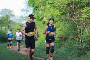 BIB: 0981, 980
                            <button type="button" onclick="openModal(5067643)" class="btn btn-primary btn-sm float-right btn-popup" data-toggle="modal" data-target=".modal-high-quality">
                        <i class="fas fa-shopping-cart"></i> Add to Cart
                    </button>
                                            <button type="button" onclick="isThisMe(5067643, true)" class="btn btn-success btn-sm float-right btn-popup btn-isme hidden" data-toggle="tooltip" data-placement="bottom" title="นี่คือรูปของคุณใช่ไหม คลิกที่นี่เพื่อเอาเข้าอัลบั้ม">
                        <i class="fas fa-plus"></i> Add to album
                    </button>
                    <button type="button" onclick="isThisMe(5067643, false)" class="btn btn-warning btn-sm float-right btn-popup btn-isnotme hidden">
                        <i class="fas fa-ban"></i> Remove from album
                    </button>