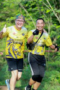 BIB: 0857, 0911
                            <button type="button" onclick="openModal(5134777)" class="btn btn-primary btn-sm float-right btn-popup" data-toggle="modal" data-target=".modal-high-quality">
                        <i class="fas fa-shopping-cart"></i> Add to Cart
                    </button>
                                            <button type="button" onclick="isThisMe(5134777, true)" class="btn btn-success btn-sm float-right btn-popup btn-isme hidden" data-toggle="tooltip" data-placement="bottom" title="นี่คือรูปของคุณใช่ไหม คลิกที่นี่เพื่อเอาเข้าอัลบั้ม">
                        <i class="fas fa-plus"></i> Add to album
                    </button>
                    <button type="button" onclick="isThisMe(5134777, false)" class="btn btn-warning btn-sm float-right btn-popup btn-isnotme hidden">
                        <i class="fas fa-ban"></i> Remove from album
                    </button>