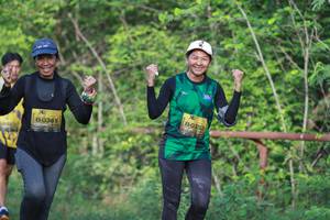 BIB: 0353, 0365
                            <button type="button" onclick="openModal(5135693)" class="btn btn-primary btn-sm float-right btn-popup" data-toggle="modal" data-target=".modal-high-quality">
                        <i class="fas fa-shopping-cart"></i> Add to Cart
                    </button>
                                            <button type="button" onclick="isThisMe(5135693, true)" class="btn btn-success btn-sm float-right btn-popup btn-isme hidden" data-toggle="tooltip" data-placement="bottom" title="นี่คือรูปของคุณใช่ไหม คลิกที่นี่เพื่อเอาเข้าอัลบั้ม">
                        <i class="fas fa-plus"></i> Add to album
                    </button>
                    <button type="button" onclick="isThisMe(5135693, false)" class="btn btn-warning btn-sm float-right btn-popup btn-isnotme hidden">
                        <i class="fas fa-ban"></i> Remove from album
                    </button>