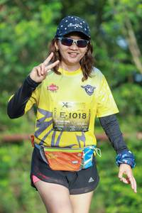 BIB: 1018
                            <button type="button" onclick="openModal(5135635)" class="btn btn-primary btn-sm float-right btn-popup" data-toggle="modal" data-target=".modal-high-quality">
                        <i class="fas fa-shopping-cart"></i> Add to Cart
                    </button>
                                            <button type="button" onclick="isThisMe(5135635, true)" class="btn btn-success btn-sm float-right btn-popup btn-isme hidden" data-toggle="tooltip" data-placement="bottom" title="นี่คือรูปของคุณใช่ไหม คลิกที่นี่เพื่อเอาเข้าอัลบั้ม">
                        <i class="fas fa-plus"></i> Add to album
                    </button>
                    <button type="button" onclick="isThisMe(5135635, false)" class="btn btn-warning btn-sm float-right btn-popup btn-isnotme hidden">
                        <i class="fas fa-ban"></i> Remove from album
                    </button>