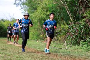 BIB: 0333, 0309
                            <button type="button" onclick="openModal(5128675)" class="btn btn-primary btn-sm float-right btn-popup" data-toggle="modal" data-target=".modal-high-quality">
                        <i class="fas fa-shopping-cart"></i> Add to Cart
                    </button>
                                            <button type="button" onclick="isThisMe(5128675, true)" class="btn btn-success btn-sm float-right btn-popup btn-isme hidden" data-toggle="tooltip" data-placement="bottom" title="นี่คือรูปของคุณใช่ไหม คลิกที่นี่เพื่อเอาเข้าอัลบั้ม">
                        <i class="fas fa-plus"></i> Add to album
                    </button>
                    <button type="button" onclick="isThisMe(5128675, false)" class="btn btn-warning btn-sm float-right btn-popup btn-isnotme hidden">
                        <i class="fas fa-ban"></i> Remove from album
                    </button>