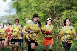 BIB: 0263, 0410, 0672
                            <button type="button" onclick="openModal(5135517)" class="btn btn-primary btn-sm float-right btn-popup" data-toggle="modal" data-target=".modal-high-quality">
                        <i class="fas fa-shopping-cart"></i> Add to Cart
                    </button>
                                            <button type="button" onclick="isThisMe(5135517, true)" class="btn btn-success btn-sm float-right btn-popup btn-isme hidden" data-toggle="tooltip" data-placement="bottom" title="นี่คือรูปของคุณใช่ไหม คลิกที่นี่เพื่อเอาเข้าอัลบั้ม">
                        <i class="fas fa-plus"></i> Add to album
                    </button>
                    <button type="button" onclick="isThisMe(5135517, false)" class="btn btn-warning btn-sm float-right btn-popup btn-isnotme hidden">
                        <i class="fas fa-ban"></i> Remove from album
                    </button>