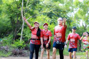 BIB: 0195, 0191, 194
                            <button type="button" onclick="openModal(5133524)" class="btn btn-primary btn-sm float-right btn-popup" data-toggle="modal" data-target=".modal-high-quality">
                        <i class="fas fa-shopping-cart"></i> Add to Cart
                    </button>
                                            <button type="button" onclick="isThisMe(5133524, true)" class="btn btn-success btn-sm float-right btn-popup btn-isme hidden" data-toggle="tooltip" data-placement="bottom" title="นี่คือรูปของคุณใช่ไหม คลิกที่นี่เพื่อเอาเข้าอัลบั้ม">
                        <i class="fas fa-plus"></i> Add to album
                    </button>
                    <button type="button" onclick="isThisMe(5133524, false)" class="btn btn-warning btn-sm float-right btn-popup btn-isnotme hidden">
                        <i class="fas fa-ban"></i> Remove from album
                    </button>