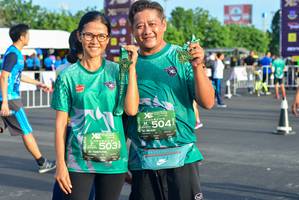 BIB: 504, 503
                            <button type="button" onclick="openModal(5212372)" class="btn btn-primary btn-sm float-right btn-popup" data-toggle="modal" data-target=".modal-high-quality">
                        <i class="fas fa-shopping-cart"></i> Add to Cart
                    </button>
                                            <button type="button" onclick="isThisMe(5212372, true)" class="btn btn-success btn-sm float-right btn-popup btn-isme hidden" data-toggle="tooltip" data-placement="bottom" title="นี่คือรูปของคุณใช่ไหม คลิกที่นี่เพื่อเอาเข้าอัลบั้ม">
                        <i class="fas fa-plus"></i> Add to album
                    </button>
                    <button type="button" onclick="isThisMe(5212372, false)" class="btn btn-warning btn-sm float-right btn-popup btn-isnotme hidden">
                        <i class="fas fa-ban"></i> Remove from album
                    </button>