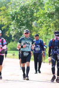 BIB: 0434, 0363
                            <button type="button" onclick="openModal(5187913)" class="btn btn-primary btn-sm float-right btn-popup" data-toggle="modal" data-target=".modal-high-quality">
                        <i class="fas fa-shopping-cart"></i> Add to Cart
                    </button>
                                            <button type="button" onclick="isThisMe(5187913, true)" class="btn btn-success btn-sm float-right btn-popup btn-isme hidden" data-toggle="tooltip" data-placement="bottom" title="นี่คือรูปของคุณใช่ไหม คลิกที่นี่เพื่อเอาเข้าอัลบั้ม">
                        <i class="fas fa-plus"></i> Add to album
                    </button>
                    <button type="button" onclick="isThisMe(5187913, false)" class="btn btn-warning btn-sm float-right btn-popup btn-isnotme hidden">
                        <i class="fas fa-ban"></i> Remove from album
                    </button>