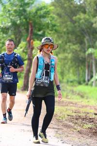 BIB: 894, 138
                            <button type="button" onclick="openModal(5181439)" class="btn btn-primary btn-sm float-right btn-popup" data-toggle="modal" data-target=".modal-high-quality">
                        <i class="fas fa-shopping-cart"></i> Add to Cart
                    </button>
                                            <button type="button" onclick="isThisMe(5181439, true)" class="btn btn-success btn-sm float-right btn-popup btn-isme hidden" data-toggle="tooltip" data-placement="bottom" title="นี่คือรูปของคุณใช่ไหม คลิกที่นี่เพื่อเอาเข้าอัลบั้ม">
                        <i class="fas fa-plus"></i> Add to album
                    </button>
                    <button type="button" onclick="isThisMe(5181439, false)" class="btn btn-warning btn-sm float-right btn-popup btn-isnotme hidden">
                        <i class="fas fa-ban"></i> Remove from album
                    </button>