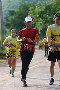 BIB: 127, 0311, 0186
                            <button type="button" onclick="openModal(5203623)" class="btn btn-primary btn-sm float-right btn-popup" data-toggle="modal" data-target=".modal-high-quality">
                        <i class="fas fa-shopping-cart"></i> Add to Cart
                    </button>
                                            <button type="button" onclick="isThisMe(5203623, true)" class="btn btn-success btn-sm float-right btn-popup btn-isme hidden" data-toggle="tooltip" data-placement="bottom" title="นี่คือรูปของคุณใช่ไหม คลิกที่นี่เพื่อเอาเข้าอัลบั้ม">
                        <i class="fas fa-plus"></i> Add to album
                    </button>
                    <button type="button" onclick="isThisMe(5203623, false)" class="btn btn-warning btn-sm float-right btn-popup btn-isnotme hidden">
                        <i class="fas fa-ban"></i> Remove from album
                    </button>