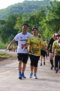 BIB: 0907
                            <button type="button" onclick="openModal(5203367)" class="btn btn-primary btn-sm float-right btn-popup" data-toggle="modal" data-target=".modal-high-quality">
                        <i class="fas fa-shopping-cart"></i> Add to Cart
                    </button>
                                            <button type="button" onclick="isThisMe(5203367, true)" class="btn btn-success btn-sm float-right btn-popup btn-isme hidden" data-toggle="tooltip" data-placement="bottom" title="นี่คือรูปของคุณใช่ไหม คลิกที่นี่เพื่อเอาเข้าอัลบั้ม">
                        <i class="fas fa-plus"></i> Add to album
                    </button>
                    <button type="button" onclick="isThisMe(5203367, false)" class="btn btn-warning btn-sm float-right btn-popup btn-isnotme hidden">
                        <i class="fas fa-ban"></i> Remove from album
                    </button>