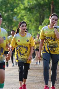 BIB: 0958, 0956
                            <button type="button" onclick="openModal(5073084)" class="btn btn-primary btn-sm float-right btn-popup" data-toggle="modal" data-target=".modal-high-quality">
                        <i class="fas fa-shopping-cart"></i> Add to Cart
                    </button>
                                            <button type="button" onclick="isThisMe(5073084, true)" class="btn btn-success btn-sm float-right btn-popup btn-isme hidden" data-toggle="tooltip" data-placement="bottom" title="นี่คือรูปของคุณใช่ไหม คลิกที่นี่เพื่อเอาเข้าอัลบั้ม">
                        <i class="fas fa-plus"></i> Add to album
                    </button>
                    <button type="button" onclick="isThisMe(5073084, false)" class="btn btn-warning btn-sm float-right btn-popup btn-isnotme hidden">
                        <i class="fas fa-ban"></i> Remove from album
                    </button>