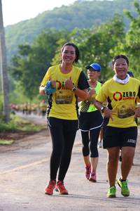 BIB: 1054, 105
                            <button type="button" onclick="openModal(5043290)" class="btn btn-primary btn-sm float-right btn-popup" data-toggle="modal" data-target=".modal-high-quality">
                        <i class="fas fa-shopping-cart"></i> Add to Cart
                    </button>
                                            <button type="button" onclick="isThisMe(5043290, true)" class="btn btn-success btn-sm float-right btn-popup btn-isme hidden" data-toggle="tooltip" data-placement="bottom" title="นี่คือรูปของคุณใช่ไหม คลิกที่นี่เพื่อเอาเข้าอัลบั้ม">
                        <i class="fas fa-plus"></i> Add to album
                    </button>
                    <button type="button" onclick="isThisMe(5043290, false)" class="btn btn-warning btn-sm float-right btn-popup btn-isnotme hidden">
                        <i class="fas fa-ban"></i> Remove from album
                    </button>