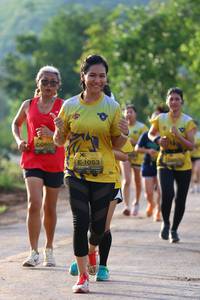 BIB: 0605, 1053
                            <button type="button" onclick="openModal(5041309)" class="btn btn-primary btn-sm float-right btn-popup" data-toggle="modal" data-target=".modal-high-quality">
                        <i class="fas fa-shopping-cart"></i> Add to Cart
                    </button>
                                            <button type="button" onclick="isThisMe(5041309, true)" class="btn btn-success btn-sm float-right btn-popup btn-isme hidden" data-toggle="tooltip" data-placement="bottom" title="นี่คือรูปของคุณใช่ไหม คลิกที่นี่เพื่อเอาเข้าอัลบั้ม">
                        <i class="fas fa-plus"></i> Add to album
                    </button>
                    <button type="button" onclick="isThisMe(5041309, false)" class="btn btn-warning btn-sm float-right btn-popup btn-isnotme hidden">
                        <i class="fas fa-ban"></i> Remove from album
                    </button>