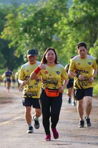 BIB: 1171, 529
                            <button type="button" onclick="openModal(5042930)" class="btn btn-primary btn-sm float-right btn-popup" data-toggle="modal" data-target=".modal-high-quality">
                        <i class="fas fa-shopping-cart"></i> Add to Cart
                    </button>
                                            <button type="button" onclick="isThisMe(5042930, true)" class="btn btn-success btn-sm float-right btn-popup btn-isme hidden" data-toggle="tooltip" data-placement="bottom" title="นี่คือรูปของคุณใช่ไหม คลิกที่นี่เพื่อเอาเข้าอัลบั้ม">
                        <i class="fas fa-plus"></i> Add to album
                    </button>
                    <button type="button" onclick="isThisMe(5042930, false)" class="btn btn-warning btn-sm float-right btn-popup btn-isnotme hidden">
                        <i class="fas fa-ban"></i> Remove from album
                    </button>