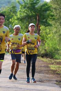 BIB: 0918, 0156
                            <button type="button" onclick="openModal(5050416)" class="btn btn-primary btn-sm float-right btn-popup" data-toggle="modal" data-target=".modal-high-quality">
                        <i class="fas fa-shopping-cart"></i> Add to Cart
                    </button>
                                            <button type="button" onclick="isThisMe(5050416, true)" class="btn btn-success btn-sm float-right btn-popup btn-isme hidden" data-toggle="tooltip" data-placement="bottom" title="นี่คือรูปของคุณใช่ไหม คลิกที่นี่เพื่อเอาเข้าอัลบั้ม">
                        <i class="fas fa-plus"></i> Add to album
                    </button>
                    <button type="button" onclick="isThisMe(5050416, false)" class="btn btn-warning btn-sm float-right btn-popup btn-isnotme hidden">
                        <i class="fas fa-ban"></i> Remove from album
                    </button>