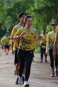 BIB: 0532
                            <button type="button" onclick="openModal(5079952)" class="btn btn-primary btn-sm float-right btn-popup" data-toggle="modal" data-target=".modal-high-quality">
                        <i class="fas fa-shopping-cart"></i> Add to Cart
                    </button>
                                            <button type="button" onclick="isThisMe(5079952, true)" class="btn btn-success btn-sm float-right btn-popup btn-isme hidden" data-toggle="tooltip" data-placement="bottom" title="นี่คือรูปของคุณใช่ไหม คลิกที่นี่เพื่อเอาเข้าอัลบั้ม">
                        <i class="fas fa-plus"></i> Add to album
                    </button>
                    <button type="button" onclick="isThisMe(5079952, false)" class="btn btn-warning btn-sm float-right btn-popup btn-isnotme hidden">
                        <i class="fas fa-ban"></i> Remove from album
                    </button>