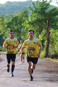 BIB: 630
                            <button type="button" onclick="openModal(5010961)" class="btn btn-primary btn-sm float-right btn-popup" data-toggle="modal" data-target=".modal-high-quality">
                        <i class="fas fa-shopping-cart"></i> Add to Cart
                    </button>
                                            <button type="button" onclick="isThisMe(5010961, true)" class="btn btn-success btn-sm float-right btn-popup btn-isme hidden" data-toggle="tooltip" data-placement="bottom" title="นี่คือรูปของคุณใช่ไหม คลิกที่นี่เพื่อเอาเข้าอัลบั้ม">
                        <i class="fas fa-plus"></i> Add to album
                    </button>
                    <button type="button" onclick="isThisMe(5010961, false)" class="btn btn-warning btn-sm float-right btn-popup btn-isnotme hidden">
                        <i class="fas fa-ban"></i> Remove from album
                    </button>