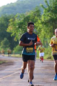 BIB: 0638, 9552
                            <button type="button" onclick="openModal(5008660)" class="btn btn-primary btn-sm float-right btn-popup" data-toggle="modal" data-target=".modal-high-quality">
                        <i class="fas fa-shopping-cart"></i> Add to Cart
                    </button>
                                            <button type="button" onclick="isThisMe(5008660, true)" class="btn btn-success btn-sm float-right btn-popup btn-isme hidden" data-toggle="tooltip" data-placement="bottom" title="นี่คือรูปของคุณใช่ไหม คลิกที่นี่เพื่อเอาเข้าอัลบั้ม">
                        <i class="fas fa-plus"></i> Add to album
                    </button>
                    <button type="button" onclick="isThisMe(5008660, false)" class="btn btn-warning btn-sm float-right btn-popup btn-isnotme hidden">
                        <i class="fas fa-ban"></i> Remove from album
                    </button>