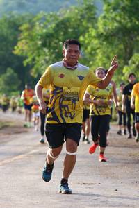 BIB: 0823
                            <button type="button" onclick="openModal(5042412)" class="btn btn-primary btn-sm float-right btn-popup" data-toggle="modal" data-target=".modal-high-quality">
                        <i class="fas fa-shopping-cart"></i> Add to Cart
                    </button>
                                            <button type="button" onclick="isThisMe(5042412, true)" class="btn btn-success btn-sm float-right btn-popup btn-isme hidden" data-toggle="tooltip" data-placement="bottom" title="นี่คือรูปของคุณใช่ไหม คลิกที่นี่เพื่อเอาเข้าอัลบั้ม">
                        <i class="fas fa-plus"></i> Add to album
                    </button>
                    <button type="button" onclick="isThisMe(5042412, false)" class="btn btn-warning btn-sm float-right btn-popup btn-isnotme hidden">
                        <i class="fas fa-ban"></i> Remove from album
                    </button>