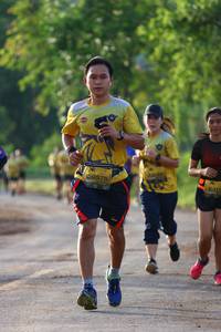 BIB: 0575
                            <button type="button" onclick="openModal(5022590)" class="btn btn-primary btn-sm float-right btn-popup" data-toggle="modal" data-target=".modal-high-quality">
                        <i class="fas fa-shopping-cart"></i> Add to Cart
                    </button>
                                            <button type="button" onclick="isThisMe(5022590, true)" class="btn btn-success btn-sm float-right btn-popup btn-isme hidden" data-toggle="tooltip" data-placement="bottom" title="นี่คือรูปของคุณใช่ไหม คลิกที่นี่เพื่อเอาเข้าอัลบั้ม">
                        <i class="fas fa-plus"></i> Add to album
                    </button>
                    <button type="button" onclick="isThisMe(5022590, false)" class="btn btn-warning btn-sm float-right btn-popup btn-isnotme hidden">
                        <i class="fas fa-ban"></i> Remove from album
                    </button>