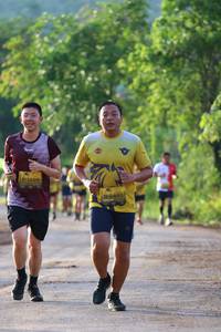 BIB: 1299, 0490
                            <button type="button" onclick="openModal(5017272)" class="btn btn-primary btn-sm float-right btn-popup" data-toggle="modal" data-target=".modal-high-quality">
                        <i class="fas fa-shopping-cart"></i> Add to Cart
                    </button>
                                            <button type="button" onclick="isThisMe(5017272, true)" class="btn btn-success btn-sm float-right btn-popup btn-isme hidden" data-toggle="tooltip" data-placement="bottom" title="นี่คือรูปของคุณใช่ไหม คลิกที่นี่เพื่อเอาเข้าอัลบั้ม">
                        <i class="fas fa-plus"></i> Add to album
                    </button>
                    <button type="button" onclick="isThisMe(5017272, false)" class="btn btn-warning btn-sm float-right btn-popup btn-isnotme hidden">
                        <i class="fas fa-ban"></i> Remove from album
                    </button>