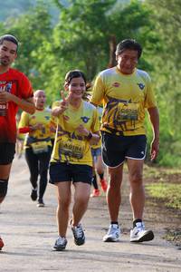 BIB: 0725, 0184
                            <button type="button" onclick="openModal(5061311)" class="btn btn-primary btn-sm float-right btn-popup" data-toggle="modal" data-target=".modal-high-quality">
                        <i class="fas fa-shopping-cart"></i> Add to Cart
                    </button>
                                            <button type="button" onclick="isThisMe(5061311, true)" class="btn btn-success btn-sm float-right btn-popup btn-isme hidden" data-toggle="tooltip" data-placement="bottom" title="นี่คือรูปของคุณใช่ไหม คลิกที่นี่เพื่อเอาเข้าอัลบั้ม">
                        <i class="fas fa-plus"></i> Add to album
                    </button>
                    <button type="button" onclick="isThisMe(5061311, false)" class="btn btn-warning btn-sm float-right btn-popup btn-isnotme hidden">
                        <i class="fas fa-ban"></i> Remove from album
                    </button>