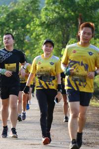 BIB: 1268, 1142, 0284
                            <button type="button" onclick="openModal(5051115)" class="btn btn-primary btn-sm float-right btn-popup" data-toggle="modal" data-target=".modal-high-quality">
                        <i class="fas fa-shopping-cart"></i> Add to Cart
                    </button>
                                            <button type="button" onclick="isThisMe(5051115, true)" class="btn btn-success btn-sm float-right btn-popup btn-isme hidden" data-toggle="tooltip" data-placement="bottom" title="นี่คือรูปของคุณใช่ไหม คลิกที่นี่เพื่อเอาเข้าอัลบั้ม">
                        <i class="fas fa-plus"></i> Add to album
                    </button>
                    <button type="button" onclick="isThisMe(5051115, false)" class="btn btn-warning btn-sm float-right btn-popup btn-isnotme hidden">
                        <i class="fas fa-ban"></i> Remove from album
                    </button>