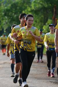 BIB: 0532
                            <button type="button" onclick="openModal(5079978)" class="btn btn-primary btn-sm float-right btn-popup" data-toggle="modal" data-target=".modal-high-quality">
                        <i class="fas fa-shopping-cart"></i> Add to Cart
                    </button>
                                            <button type="button" onclick="isThisMe(5079978, true)" class="btn btn-success btn-sm float-right btn-popup btn-isme hidden" data-toggle="tooltip" data-placement="bottom" title="นี่คือรูปของคุณใช่ไหม คลิกที่นี่เพื่อเอาเข้าอัลบั้ม">
                        <i class="fas fa-plus"></i> Add to album
                    </button>
                    <button type="button" onclick="isThisMe(5079978, false)" class="btn btn-warning btn-sm float-right btn-popup btn-isnotme hidden">
                        <i class="fas fa-ban"></i> Remove from album
                    </button>
