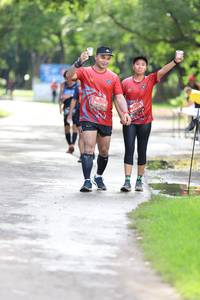 BIB: 0210, 0216
                            <button type="button" onclick="openModal(5186956)" class="btn btn-primary btn-sm float-right btn-popup" data-toggle="modal" data-target=".modal-high-quality">
                        <i class="fas fa-shopping-cart"></i> Add to Cart
                    </button>
                                            <button type="button" onclick="isThisMe(5186956, true)" class="btn btn-success btn-sm float-right btn-popup btn-isme hidden" data-toggle="tooltip" data-placement="bottom" title="นี่คือรูปของคุณใช่ไหม คลิกที่นี่เพื่อเอาเข้าอัลบั้ม">
                        <i class="fas fa-plus"></i> Add to album
                    </button>
                    <button type="button" onclick="isThisMe(5186956, false)" class="btn btn-warning btn-sm float-right btn-popup btn-isnotme hidden">
                        <i class="fas fa-ban"></i> Remove from album
                    </button>