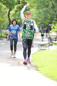 BIB: 0323
                            <button type="button" onclick="openModal(5189922)" class="btn btn-primary btn-sm float-right btn-popup" data-toggle="modal" data-target=".modal-high-quality">
                        <i class="fas fa-shopping-cart"></i> Add to Cart
                    </button>
                                            <button type="button" onclick="isThisMe(5189922, true)" class="btn btn-success btn-sm float-right btn-popup btn-isme hidden" data-toggle="tooltip" data-placement="bottom" title="นี่คือรูปของคุณใช่ไหม คลิกที่นี่เพื่อเอาเข้าอัลบั้ม">
                        <i class="fas fa-plus"></i> Add to album
                    </button>
                    <button type="button" onclick="isThisMe(5189922, false)" class="btn btn-warning btn-sm float-right btn-popup btn-isnotme hidden">
                        <i class="fas fa-ban"></i> Remove from album
                    </button>