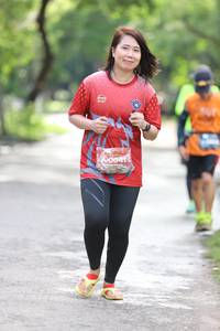 BIB: 0411
                            <button type="button" onclick="openModal(5186900)" class="btn btn-primary btn-sm float-right btn-popup" data-toggle="modal" data-target=".modal-high-quality">
                        <i class="fas fa-shopping-cart"></i> Add to Cart
                    </button>
                                            <button type="button" onclick="isThisMe(5186900, true)" class="btn btn-success btn-sm float-right btn-popup btn-isme hidden" data-toggle="tooltip" data-placement="bottom" title="นี่คือรูปของคุณใช่ไหม คลิกที่นี่เพื่อเอาเข้าอัลบั้ม">
                        <i class="fas fa-plus"></i> Add to album
                    </button>
                    <button type="button" onclick="isThisMe(5186900, false)" class="btn btn-warning btn-sm float-right btn-popup btn-isnotme hidden">
                        <i class="fas fa-ban"></i> Remove from album
                    </button>