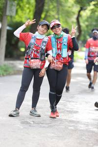 BIB: 0076, 075
                            <button type="button" onclick="openModal(5188924)" class="btn btn-primary btn-sm float-right btn-popup" data-toggle="modal" data-target=".modal-high-quality">
                        <i class="fas fa-shopping-cart"></i> Add to Cart
                    </button>
                                            <button type="button" onclick="isThisMe(5188924, true)" class="btn btn-success btn-sm float-right btn-popup btn-isme hidden" data-toggle="tooltip" data-placement="bottom" title="นี่คือรูปของคุณใช่ไหม คลิกที่นี่เพื่อเอาเข้าอัลบั้ม">
                        <i class="fas fa-plus"></i> Add to album
                    </button>
                    <button type="button" onclick="isThisMe(5188924, false)" class="btn btn-warning btn-sm float-right btn-popup btn-isnotme hidden">
                        <i class="fas fa-ban"></i> Remove from album
                    </button>