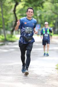 BIB: 0178
                            <button type="button" onclick="openModal(5189702)" class="btn btn-primary btn-sm float-right btn-popup" data-toggle="modal" data-target=".modal-high-quality">
                        <i class="fas fa-shopping-cart"></i> Add to Cart
                    </button>
                                            <button type="button" onclick="isThisMe(5189702, true)" class="btn btn-success btn-sm float-right btn-popup btn-isme hidden" data-toggle="tooltip" data-placement="bottom" title="นี่คือรูปของคุณใช่ไหม คลิกที่นี่เพื่อเอาเข้าอัลบั้ม">
                        <i class="fas fa-plus"></i> Add to album
                    </button>
                    <button type="button" onclick="isThisMe(5189702, false)" class="btn btn-warning btn-sm float-right btn-popup btn-isnotme hidden">
                        <i class="fas fa-ban"></i> Remove from album
                    </button>