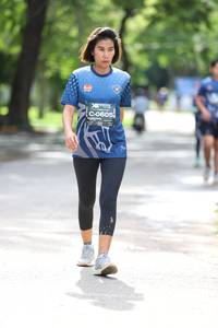 BIB: 0605
                            <button type="button" onclick="openModal(5189935)" class="btn btn-primary btn-sm float-right btn-popup" data-toggle="modal" data-target=".modal-high-quality">
                        <i class="fas fa-shopping-cart"></i> Add to Cart
                    </button>
                                            <button type="button" onclick="isThisMe(5189935, true)" class="btn btn-success btn-sm float-right btn-popup btn-isme hidden" data-toggle="tooltip" data-placement="bottom" title="นี่คือรูปของคุณใช่ไหม คลิกที่นี่เพื่อเอาเข้าอัลบั้ม">
                        <i class="fas fa-plus"></i> Add to album
                    </button>
                    <button type="button" onclick="isThisMe(5189935, false)" class="btn btn-warning btn-sm float-right btn-popup btn-isnotme hidden">
                        <i class="fas fa-ban"></i> Remove from album
                    </button>