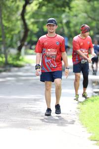 BIB: 0309
                            <button type="button" onclick="openModal(5190021)" class="btn btn-primary btn-sm float-right btn-popup" data-toggle="modal" data-target=".modal-high-quality">
                        <i class="fas fa-shopping-cart"></i> Add to Cart
                    </button>
                                            <button type="button" onclick="isThisMe(5190021, true)" class="btn btn-success btn-sm float-right btn-popup btn-isme hidden" data-toggle="tooltip" data-placement="bottom" title="นี่คือรูปของคุณใช่ไหม คลิกที่นี่เพื่อเอาเข้าอัลบั้ม">
                        <i class="fas fa-plus"></i> Add to album
                    </button>
                    <button type="button" onclick="isThisMe(5190021, false)" class="btn btn-warning btn-sm float-right btn-popup btn-isnotme hidden">
                        <i class="fas fa-ban"></i> Remove from album
                    </button>