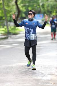 BIB: 432
                            <button type="button" onclick="openModal(5189549)" class="btn btn-primary btn-sm float-right btn-popup" data-toggle="modal" data-target=".modal-high-quality">
                        <i class="fas fa-shopping-cart"></i> Add to Cart
                    </button>
                                            <button type="button" onclick="isThisMe(5189549, true)" class="btn btn-success btn-sm float-right btn-popup btn-isme hidden" data-toggle="tooltip" data-placement="bottom" title="นี่คือรูปของคุณใช่ไหม คลิกที่นี่เพื่อเอาเข้าอัลบั้ม">
                        <i class="fas fa-plus"></i> Add to album
                    </button>
                    <button type="button" onclick="isThisMe(5189549, false)" class="btn btn-warning btn-sm float-right btn-popup btn-isnotme hidden">
                        <i class="fas fa-ban"></i> Remove from album
                    </button>