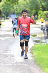 BIB: 0364
                            <button type="button" onclick="openModal(5188851)" class="btn btn-primary btn-sm float-right btn-popup" data-toggle="modal" data-target=".modal-high-quality">
                        <i class="fas fa-shopping-cart"></i> Add to Cart
                    </button>
                                            <button type="button" onclick="isThisMe(5188851, true)" class="btn btn-success btn-sm float-right btn-popup btn-isme hidden" data-toggle="tooltip" data-placement="bottom" title="นี่คือรูปของคุณใช่ไหม คลิกที่นี่เพื่อเอาเข้าอัลบั้ม">
                        <i class="fas fa-plus"></i> Add to album
                    </button>
                    <button type="button" onclick="isThisMe(5188851, false)" class="btn btn-warning btn-sm float-right btn-popup btn-isnotme hidden">
                        <i class="fas fa-ban"></i> Remove from album
                    </button>