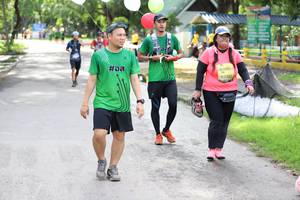 BIB: 1001, 0461
                            <button type="button" onclick="openModal(5187416)" class="btn btn-primary btn-sm float-right btn-popup" data-toggle="modal" data-target=".modal-high-quality">
                        <i class="fas fa-shopping-cart"></i> Add to Cart
                    </button>
                                            <button type="button" onclick="isThisMe(5187416, true)" class="btn btn-success btn-sm float-right btn-popup btn-isme hidden" data-toggle="tooltip" data-placement="bottom" title="นี่คือรูปของคุณใช่ไหม คลิกที่นี่เพื่อเอาเข้าอัลบั้ม">
                        <i class="fas fa-plus"></i> Add to album
                    </button>
                    <button type="button" onclick="isThisMe(5187416, false)" class="btn btn-warning btn-sm float-right btn-popup btn-isnotme hidden">
                        <i class="fas fa-ban"></i> Remove from album
                    </button>