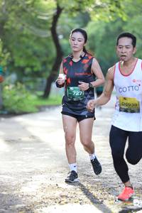 BIB: 727, 0939
                            <button type="button" onclick="openModal(5176100)" class="btn btn-primary btn-sm float-right btn-popup" data-toggle="modal" data-target=".modal-high-quality">
                        <i class="fas fa-shopping-cart"></i> Add to Cart
                    </button>
                                            <button type="button" onclick="isThisMe(5176100, true)" class="btn btn-success btn-sm float-right btn-popup btn-isme hidden" data-toggle="tooltip" data-placement="bottom" title="นี่คือรูปของคุณใช่ไหม คลิกที่นี่เพื่อเอาเข้าอัลบั้ม">
                        <i class="fas fa-plus"></i> Add to album
                    </button>
                    <button type="button" onclick="isThisMe(5176100, false)" class="btn btn-warning btn-sm float-right btn-popup btn-isnotme hidden">
                        <i class="fas fa-ban"></i> Remove from album
                    </button>