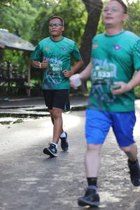 BIB: 6911, 4533
                            <button type="button" onclick="openModal(5177628)" class="btn btn-primary btn-sm float-right btn-popup" data-toggle="modal" data-target=".modal-high-quality">
                        <i class="fas fa-shopping-cart"></i> Add to Cart
                    </button>
                                            <button type="button" onclick="isThisMe(5177628, true)" class="btn btn-success btn-sm float-right btn-popup btn-isme hidden" data-toggle="tooltip" data-placement="bottom" title="นี่คือรูปของคุณใช่ไหม คลิกที่นี่เพื่อเอาเข้าอัลบั้ม">
                        <i class="fas fa-plus"></i> Add to album
                    </button>
                    <button type="button" onclick="isThisMe(5177628, false)" class="btn btn-warning btn-sm float-right btn-popup btn-isnotme hidden">
                        <i class="fas fa-ban"></i> Remove from album
                    </button>