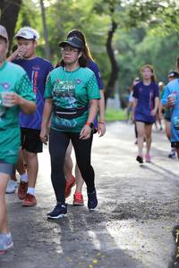 BIB: 426
                            <button type="button" onclick="openModal(5177718)" class="btn btn-primary btn-sm float-right btn-popup" data-toggle="modal" data-target=".modal-high-quality">
                        <i class="fas fa-shopping-cart"></i> Add to Cart
                    </button>
                                            <button type="button" onclick="isThisMe(5177718, true)" class="btn btn-success btn-sm float-right btn-popup btn-isme hidden" data-toggle="tooltip" data-placement="bottom" title="นี่คือรูปของคุณใช่ไหม คลิกที่นี่เพื่อเอาเข้าอัลบั้ม">
                        <i class="fas fa-plus"></i> Add to album
                    </button>
                    <button type="button" onclick="isThisMe(5177718, false)" class="btn btn-warning btn-sm float-right btn-popup btn-isnotme hidden">
                        <i class="fas fa-ban"></i> Remove from album
                    </button>