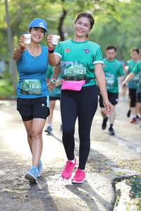 BIB: 162, 1633
                            <button type="button" onclick="openModal(5176473)" class="btn btn-primary btn-sm float-right btn-popup" data-toggle="modal" data-target=".modal-high-quality">
                        <i class="fas fa-shopping-cart"></i> Add to Cart
                    </button>
                                            <button type="button" onclick="isThisMe(5176473, true)" class="btn btn-success btn-sm float-right btn-popup btn-isme hidden" data-toggle="tooltip" data-placement="bottom" title="นี่คือรูปของคุณใช่ไหม คลิกที่นี่เพื่อเอาเข้าอัลบั้ม">
                        <i class="fas fa-plus"></i> Add to album
                    </button>
                    <button type="button" onclick="isThisMe(5176473, false)" class="btn btn-warning btn-sm float-right btn-popup btn-isnotme hidden">
                        <i class="fas fa-ban"></i> Remove from album
                    </button>