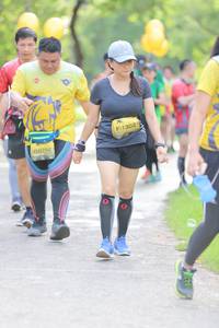 BIB: 1302, 0792
                            <button type="button" onclick="openModal(5183231)" class="btn btn-primary btn-sm float-right btn-popup" data-toggle="modal" data-target=".modal-high-quality">
                        <i class="fas fa-shopping-cart"></i> Add to Cart
                    </button>
                                            <button type="button" onclick="isThisMe(5183231, true)" class="btn btn-success btn-sm float-right btn-popup btn-isme hidden" data-toggle="tooltip" data-placement="bottom" title="นี่คือรูปของคุณใช่ไหม คลิกที่นี่เพื่อเอาเข้าอัลบั้ม">
                        <i class="fas fa-plus"></i> Add to album
                    </button>
                    <button type="button" onclick="isThisMe(5183231, false)" class="btn btn-warning btn-sm float-right btn-popup btn-isnotme hidden">
                        <i class="fas fa-ban"></i> Remove from album
                    </button>