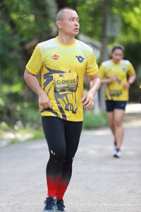 BIB: 0655
                            <button type="button" onclick="openModal(5181252)" class="btn btn-primary btn-sm float-right btn-popup" data-toggle="modal" data-target=".modal-high-quality">
                        <i class="fas fa-shopping-cart"></i> Add to Cart
                    </button>
                                            <button type="button" onclick="isThisMe(5181252, true)" class="btn btn-success btn-sm float-right btn-popup btn-isme hidden" data-toggle="tooltip" data-placement="bottom" title="นี่คือรูปของคุณใช่ไหม คลิกที่นี่เพื่อเอาเข้าอัลบั้ม">
                        <i class="fas fa-plus"></i> Add to album
                    </button>
                    <button type="button" onclick="isThisMe(5181252, false)" class="btn btn-warning btn-sm float-right btn-popup btn-isnotme hidden">
                        <i class="fas fa-ban"></i> Remove from album
                    </button>