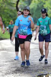 BIB: 213, 063
                            <button type="button" onclick="openModal(5178504)" class="btn btn-primary btn-sm float-right btn-popup" data-toggle="modal" data-target=".modal-high-quality">
                        <i class="fas fa-shopping-cart"></i> Add to Cart
                    </button>
                                            <button type="button" onclick="isThisMe(5178504, true)" class="btn btn-success btn-sm float-right btn-popup btn-isme hidden" data-toggle="tooltip" data-placement="bottom" title="นี่คือรูปของคุณใช่ไหม คลิกที่นี่เพื่อเอาเข้าอัลบั้ม">
                        <i class="fas fa-plus"></i> Add to album
                    </button>
                    <button type="button" onclick="isThisMe(5178504, false)" class="btn btn-warning btn-sm float-right btn-popup btn-isnotme hidden">
                        <i class="fas fa-ban"></i> Remove from album
                    </button>