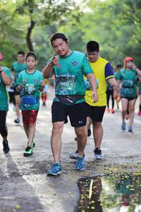 BIB: 1660, 014
                            <button type="button" onclick="openModal(5177917)" class="btn btn-primary btn-sm float-right btn-popup" data-toggle="modal" data-target=".modal-high-quality">
                        <i class="fas fa-shopping-cart"></i> Add to Cart
                    </button>
                                            <button type="button" onclick="isThisMe(5177917, true)" class="btn btn-success btn-sm float-right btn-popup btn-isme hidden" data-toggle="tooltip" data-placement="bottom" title="นี่คือรูปของคุณใช่ไหม คลิกที่นี่เพื่อเอาเข้าอัลบั้ม">
                        <i class="fas fa-plus"></i> Add to album
                    </button>
                    <button type="button" onclick="isThisMe(5177917, false)" class="btn btn-warning btn-sm float-right btn-popup btn-isnotme hidden">
                        <i class="fas fa-ban"></i> Remove from album
                    </button>