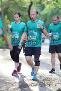 BIB: 5961, 4171, 595
                            <button type="button" onclick="openModal(5176481)" class="btn btn-primary btn-sm float-right btn-popup" data-toggle="modal" data-target=".modal-high-quality">
                        <i class="fas fa-shopping-cart"></i> Add to Cart
                    </button>
                                            <button type="button" onclick="isThisMe(5176481, true)" class="btn btn-success btn-sm float-right btn-popup btn-isme hidden" data-toggle="tooltip" data-placement="bottom" title="นี่คือรูปของคุณใช่ไหม คลิกที่นี่เพื่อเอาเข้าอัลบั้ม">
                        <i class="fas fa-plus"></i> Add to album
                    </button>
                    <button type="button" onclick="isThisMe(5176481, false)" class="btn btn-warning btn-sm float-right btn-popup btn-isnotme hidden">
                        <i class="fas fa-ban"></i> Remove from album
                    </button>