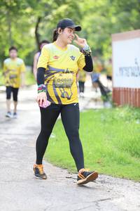 BIB: 0828
                            <button type="button" onclick="openModal(5183082)" class="btn btn-primary btn-sm float-right btn-popup" data-toggle="modal" data-target=".modal-high-quality">
                        <i class="fas fa-shopping-cart"></i> Add to Cart
                    </button>
                                            <button type="button" onclick="isThisMe(5183082, true)" class="btn btn-success btn-sm float-right btn-popup btn-isme hidden" data-toggle="tooltip" data-placement="bottom" title="นี่คือรูปของคุณใช่ไหม คลิกที่นี่เพื่อเอาเข้าอัลบั้ม">
                        <i class="fas fa-plus"></i> Add to album
                    </button>
                    <button type="button" onclick="isThisMe(5183082, false)" class="btn btn-warning btn-sm float-right btn-popup btn-isnotme hidden">
                        <i class="fas fa-ban"></i> Remove from album
                    </button>