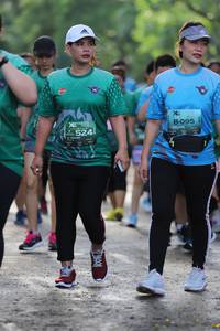BIB: 095, 524
                            <button type="button" onclick="openModal(5179184)" class="btn btn-primary btn-sm float-right btn-popup" data-toggle="modal" data-target=".modal-high-quality">
                        <i class="fas fa-shopping-cart"></i> Add to Cart
                    </button>
                                            <button type="button" onclick="isThisMe(5179184, true)" class="btn btn-success btn-sm float-right btn-popup btn-isme hidden" data-toggle="tooltip" data-placement="bottom" title="นี่คือรูปของคุณใช่ไหม คลิกที่นี่เพื่อเอาเข้าอัลบั้ม">
                        <i class="fas fa-plus"></i> Add to album
                    </button>
                    <button type="button" onclick="isThisMe(5179184, false)" class="btn btn-warning btn-sm float-right btn-popup btn-isnotme hidden">
                        <i class="fas fa-ban"></i> Remove from album
                    </button>