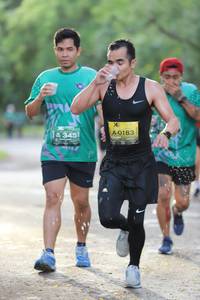 BIB: 345, 0183
                            <button type="button" onclick="openModal(5176086)" class="btn btn-primary btn-sm float-right btn-popup" data-toggle="modal" data-target=".modal-high-quality">
                        <i class="fas fa-shopping-cart"></i> Add to Cart
                    </button>
                                            <button type="button" onclick="isThisMe(5176086, true)" class="btn btn-success btn-sm float-right btn-popup btn-isme hidden" data-toggle="tooltip" data-placement="bottom" title="นี่คือรูปของคุณใช่ไหม คลิกที่นี่เพื่อเอาเข้าอัลบั้ม">
                        <i class="fas fa-plus"></i> Add to album
                    </button>
                    <button type="button" onclick="isThisMe(5176086, false)" class="btn btn-warning btn-sm float-right btn-popup btn-isnotme hidden">
                        <i class="fas fa-ban"></i> Remove from album
                    </button>