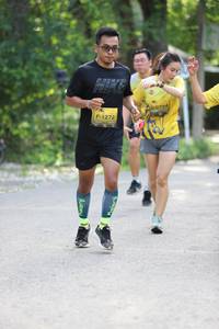 BIB: 0794, 1272
                            <button type="button" onclick="openModal(5180939)" class="btn btn-primary btn-sm float-right btn-popup" data-toggle="modal" data-target=".modal-high-quality">
                        <i class="fas fa-shopping-cart"></i> Add to Cart
                    </button>
                                            <button type="button" onclick="isThisMe(5180939, true)" class="btn btn-success btn-sm float-right btn-popup btn-isme hidden" data-toggle="tooltip" data-placement="bottom" title="นี่คือรูปของคุณใช่ไหม คลิกที่นี่เพื่อเอาเข้าอัลบั้ม">
                        <i class="fas fa-plus"></i> Add to album
                    </button>
                    <button type="button" onclick="isThisMe(5180939, false)" class="btn btn-warning btn-sm float-right btn-popup btn-isnotme hidden">
                        <i class="fas fa-ban"></i> Remove from album
                    </button>